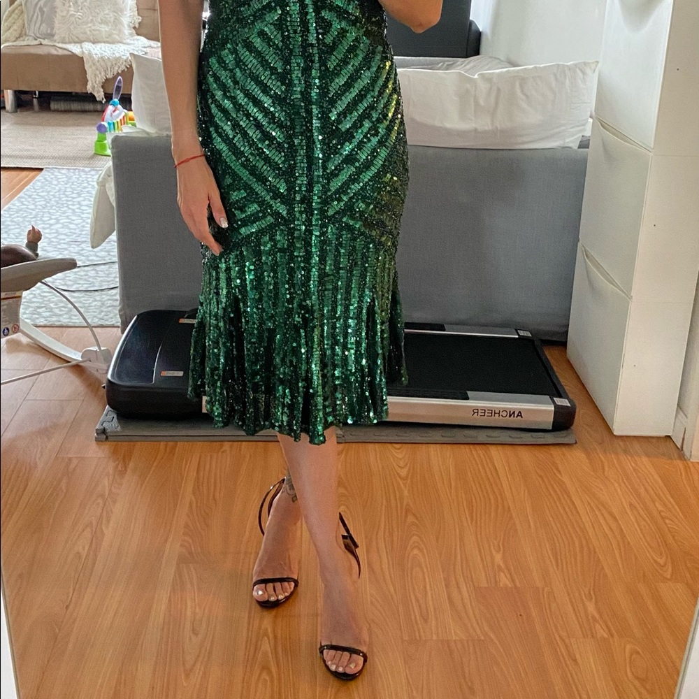 BADGLEY MISCHKA Sequin Dress